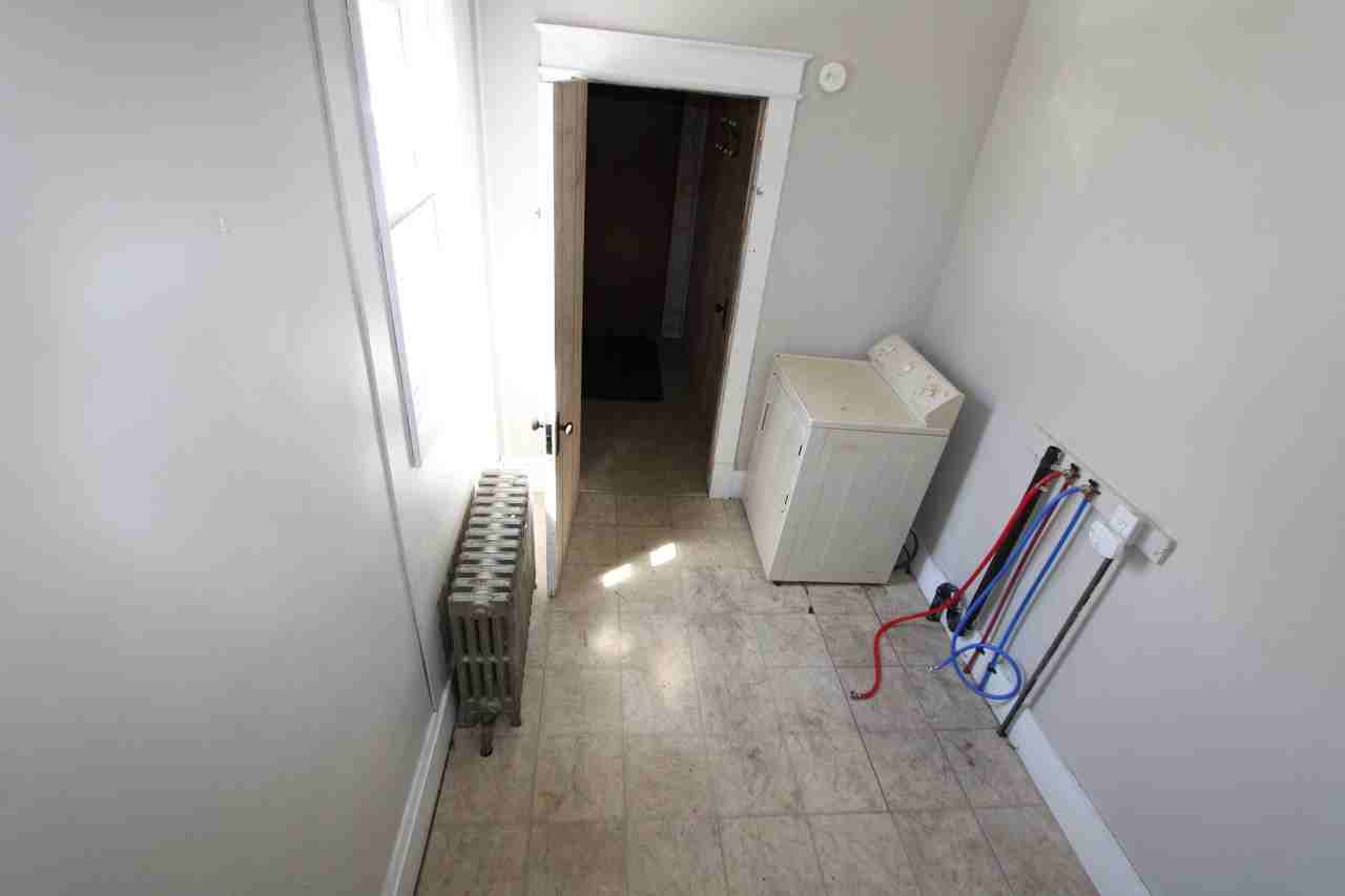 402 Washington St #2 - Photo 3 of 19