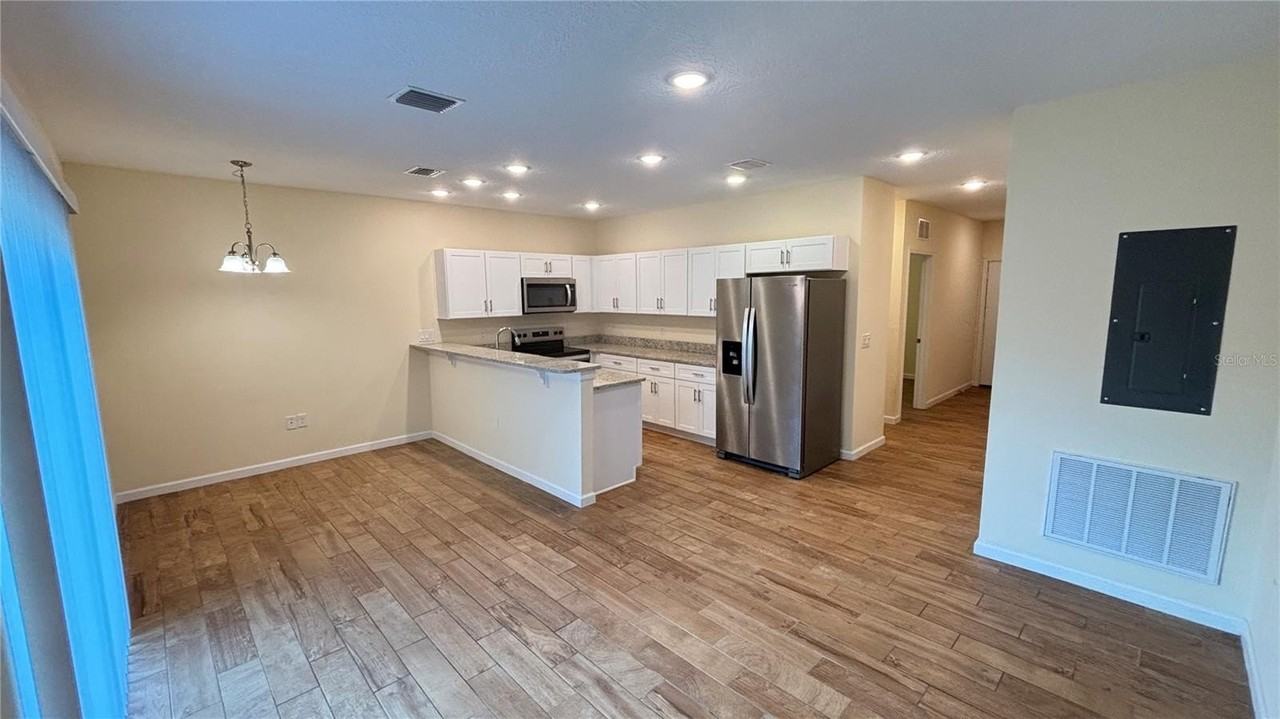 280 Gardner Ln #4 - Photo 2 of 28