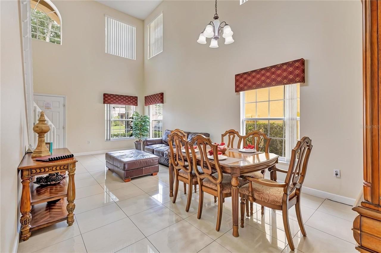139 Moorgate Dr - Photo 5 of 50