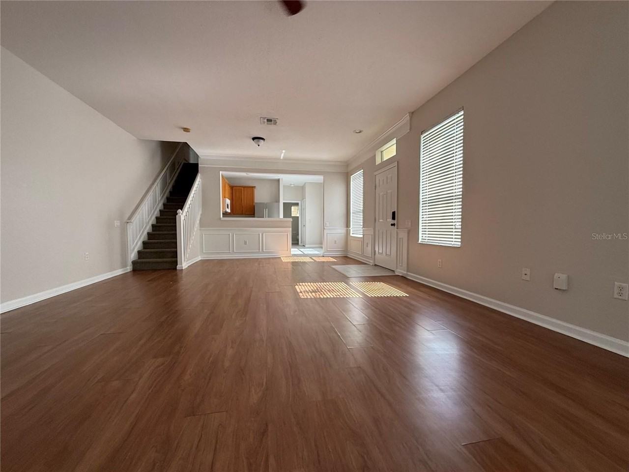 6485 Ranelagh Dr #101 - Photo 5 of 25