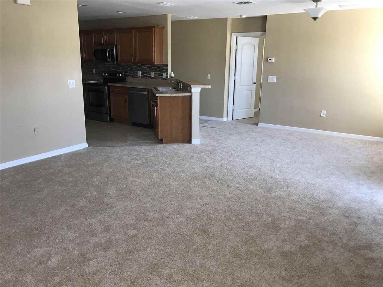 4020 Pemberly Pines Cir - Photo 7 of 17