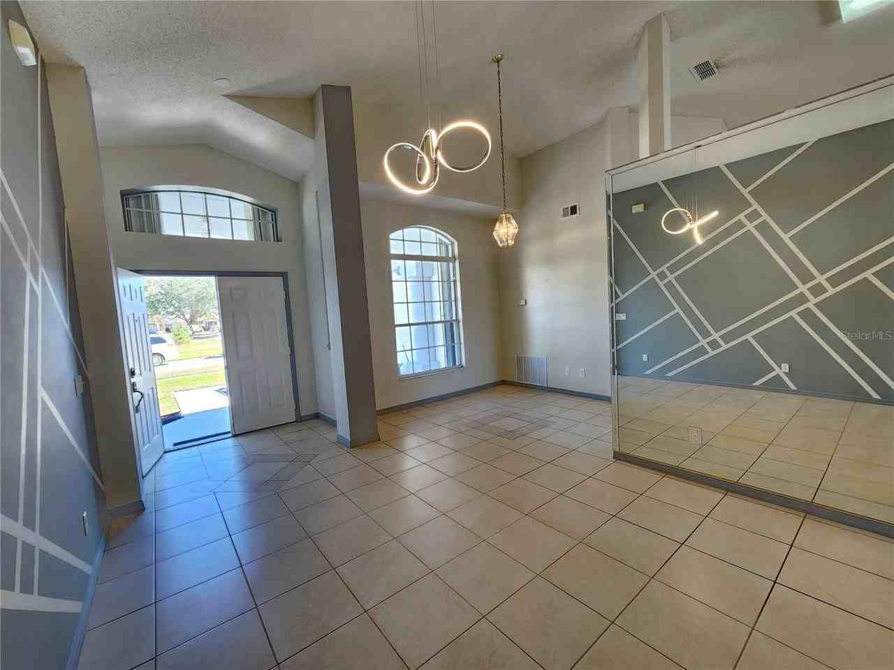 2303 Laurel Pine Ln - Photo 3 of 23