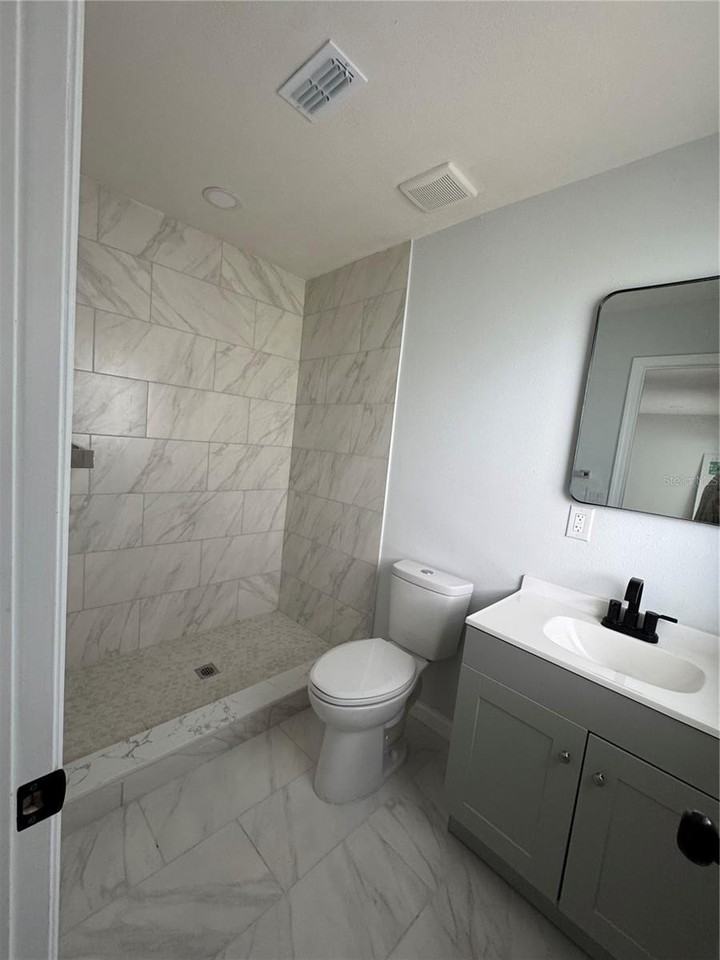 1407 Moselle Ave - Photo 5 of 10