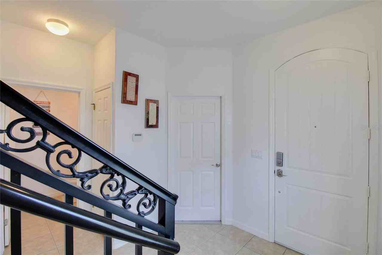 20626 Maxim Pkwy - Photo 5 of 26