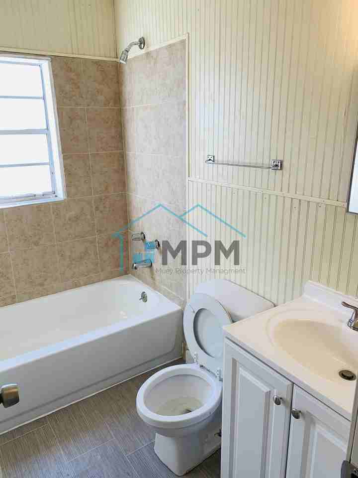 105 Prune St #1 - Photo 6 of 8
