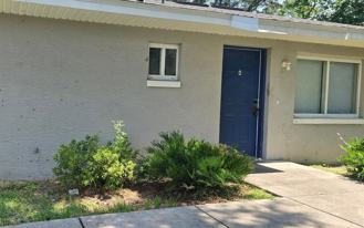 2911 Se 52nd Ave #4 - Photo 1 of 1