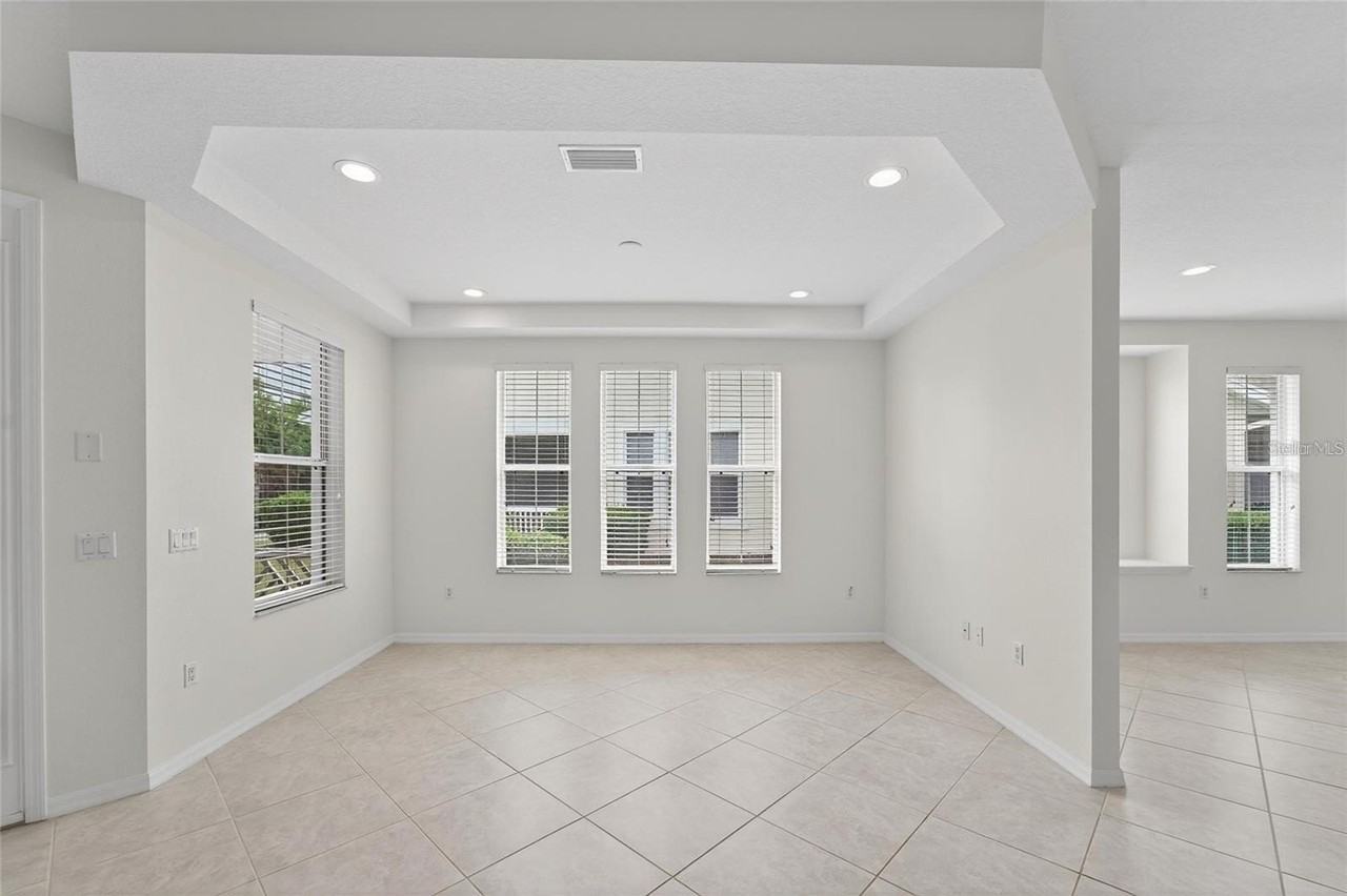 209 Sela Cove Cir - Photo 6 of 49