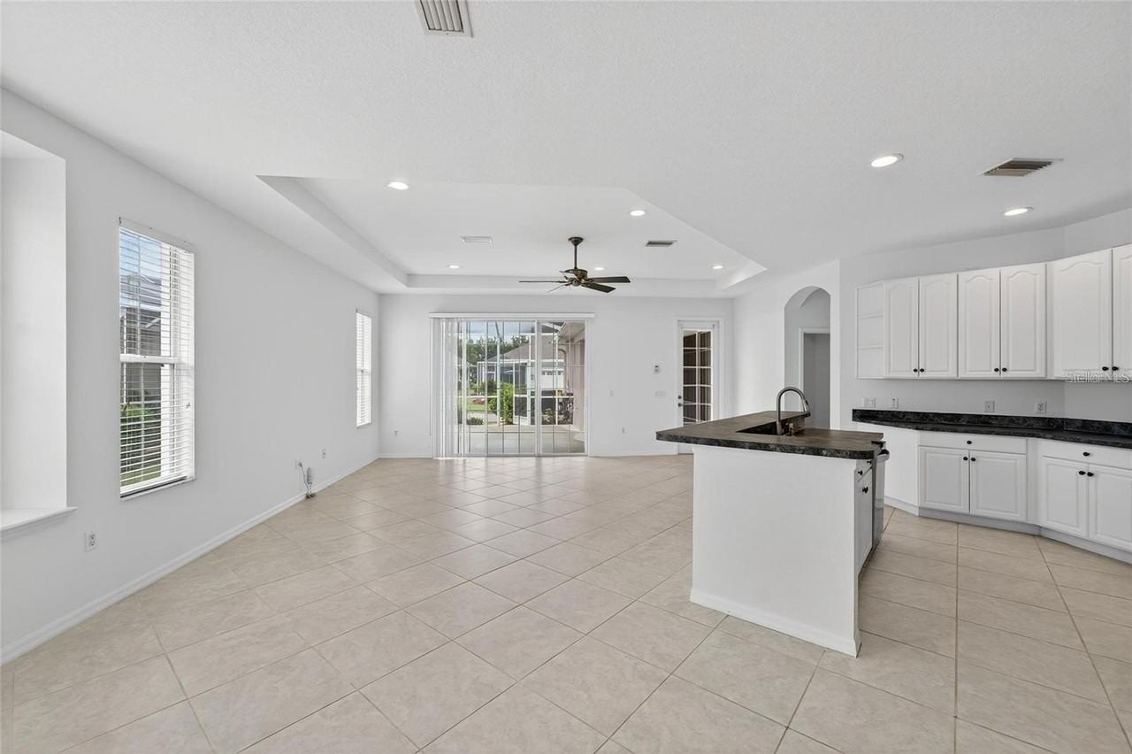 209 Sela Cove Cir - Photo 7 of 49