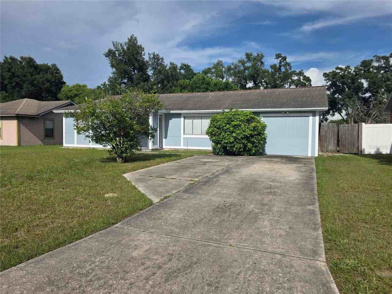 8507 Caladesi Island Dr - Photo 3 of 25