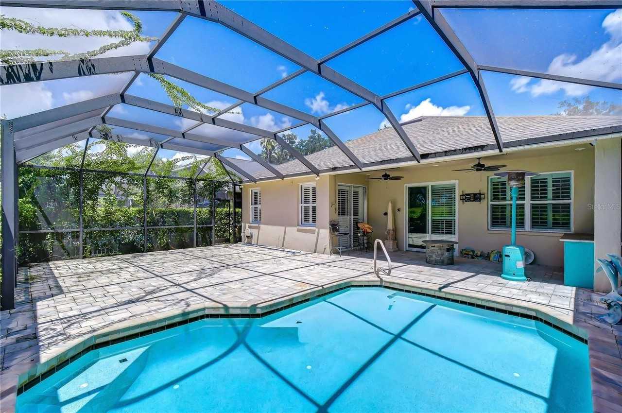 3246 Stonebridge Trl - Photo 2 of 25