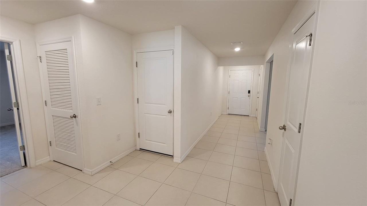1102 Coastal Hammock Ave - Photo 4 of 31