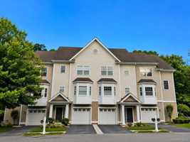 featured image of 54 Fairways Dr