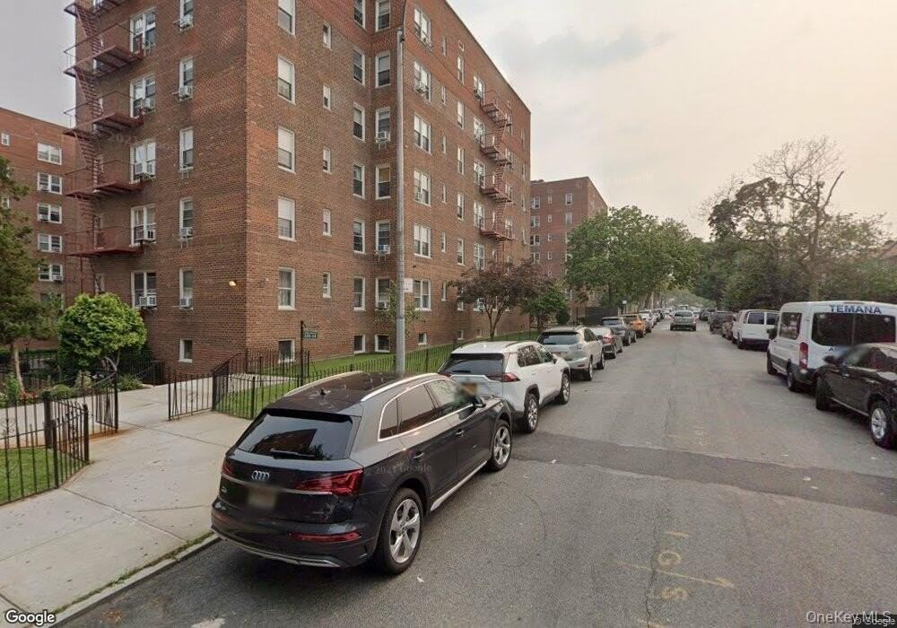 10524 63rd Dr #2P - Photo 2 of 4