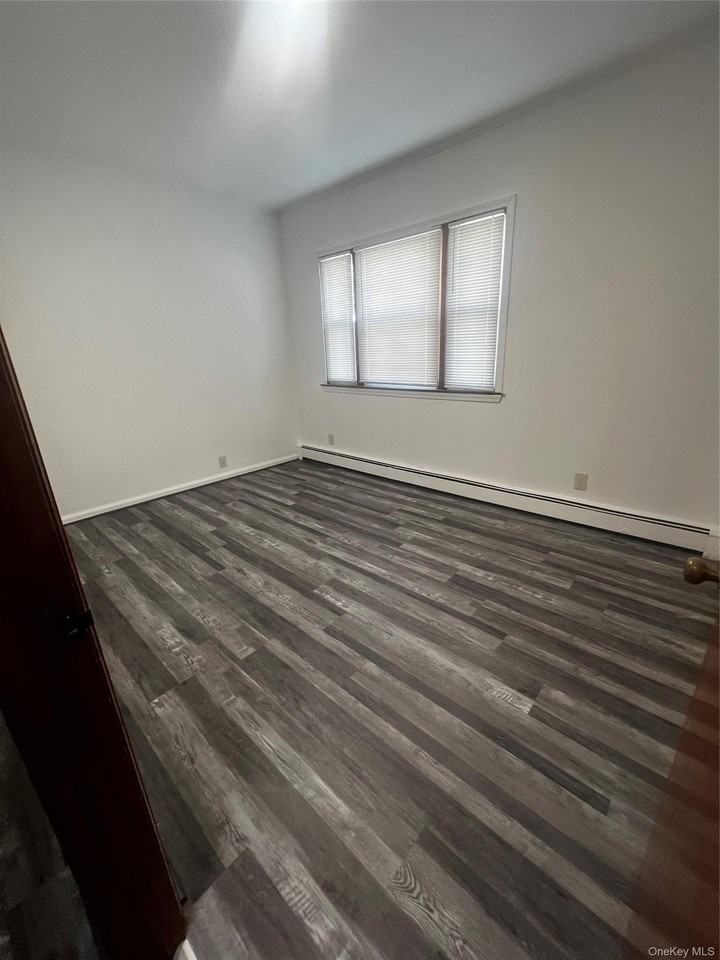 29 Lake St - Photo 5 of 8