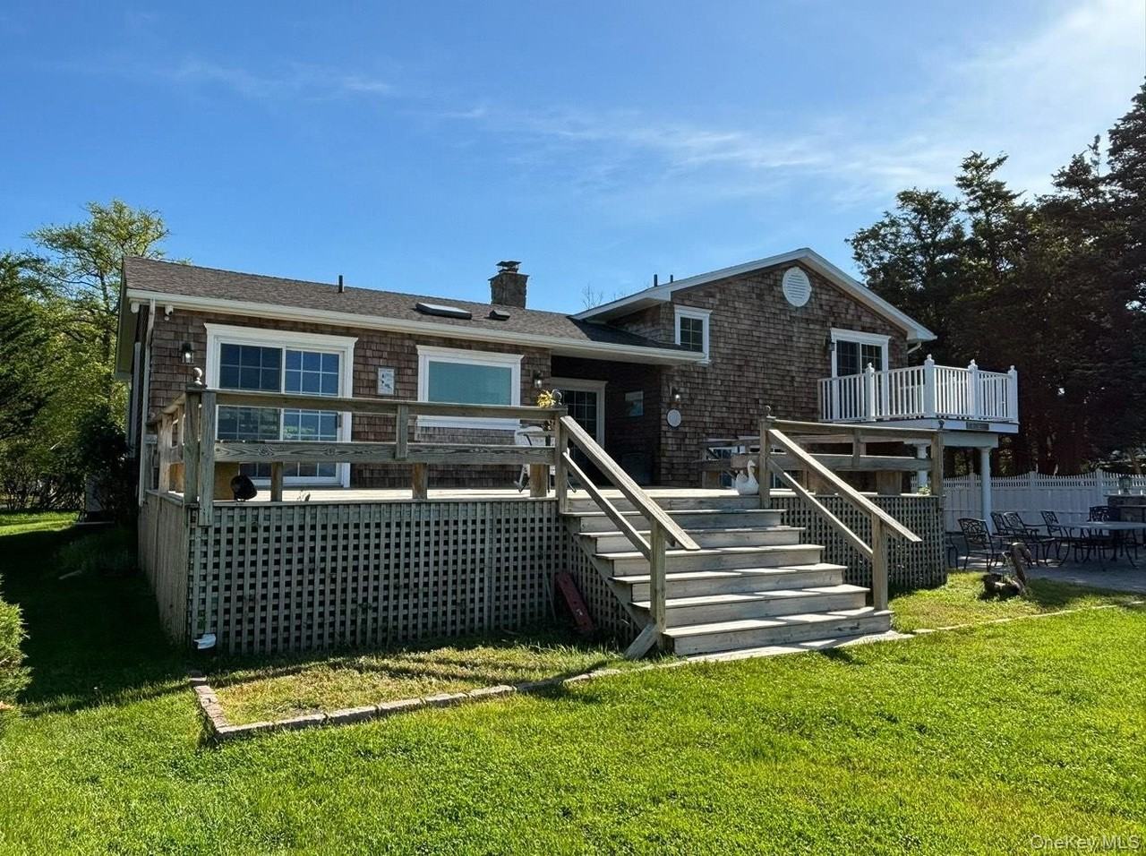 8 Bay Rd - Photo 5 of 21