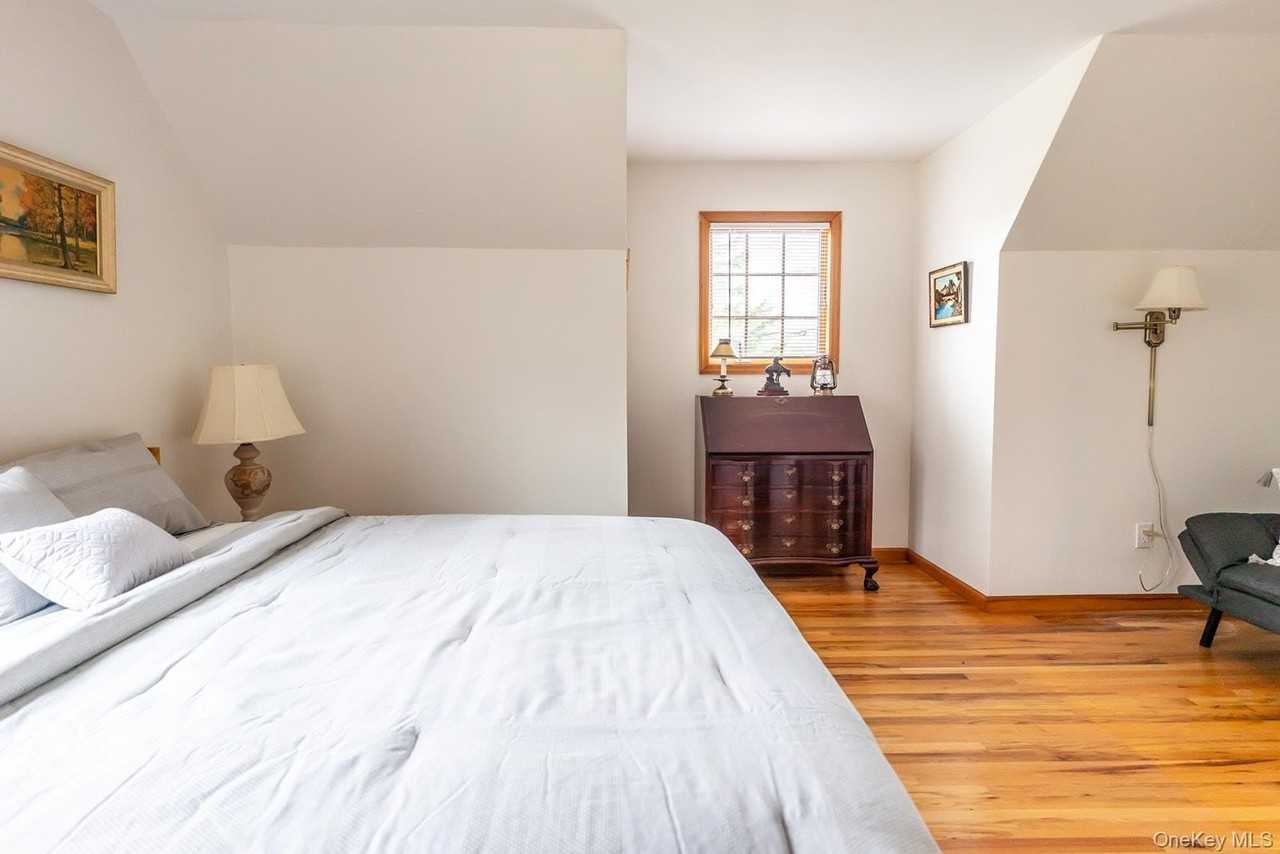 16 Roosevelt Blvd - Photo 7 of 19