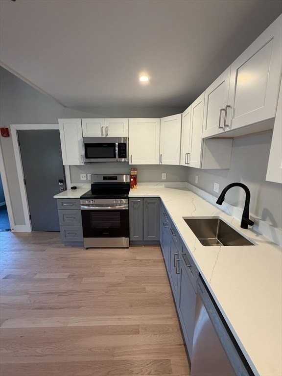 944 East St #3 - Photo 6 of 23