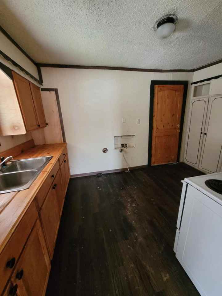 309 W Chestnut Ave #1 - Photo 6 of 9