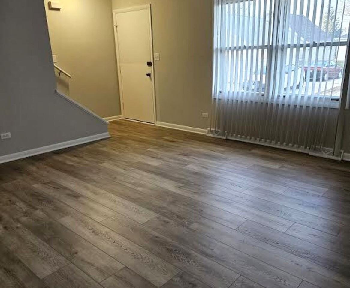 914 Hillside Ave #1 - Photo 2 of 10