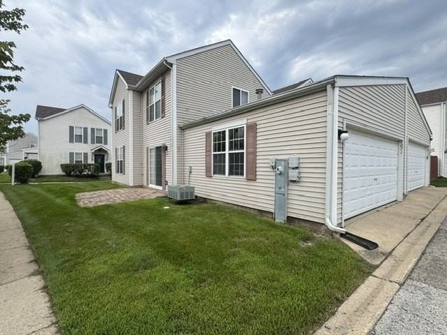 1071 Symphony Dr - Photo 4 of 22