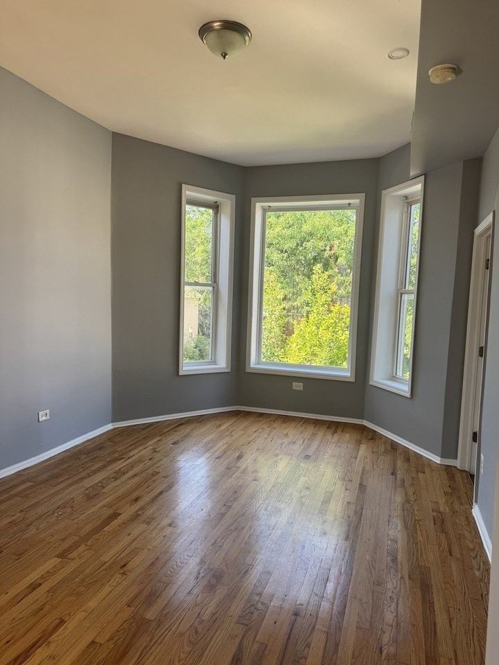 1643 S Trumbull Ave #2 - Photo 2 of 10