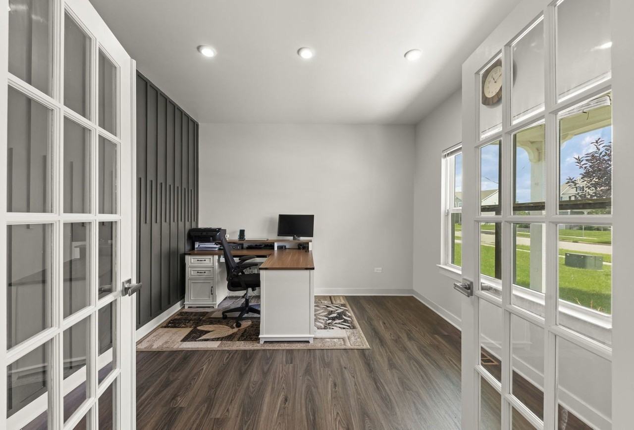 3079 Grande Trl - Photo 6 of 35