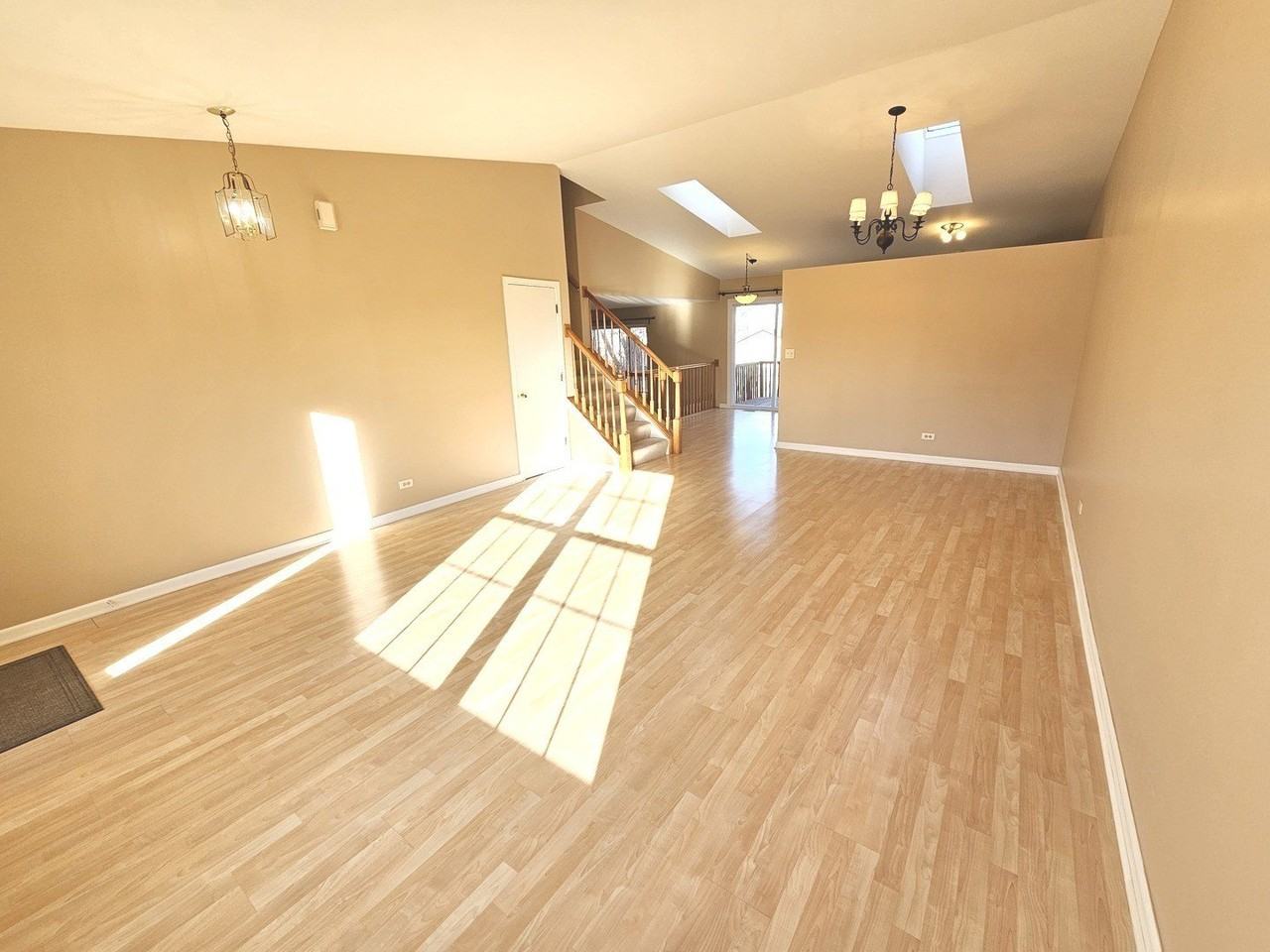 2315 Meadows Ln #2315 - Photo 2 of 25