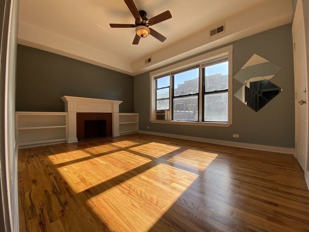856 W Montrose Ave #2A - Photo 2 of 13