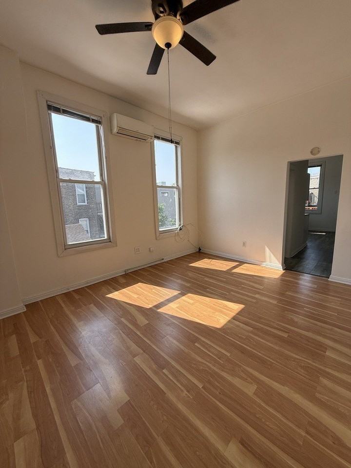 1450 W Chicago Ave #3R - Photo 2 of 17