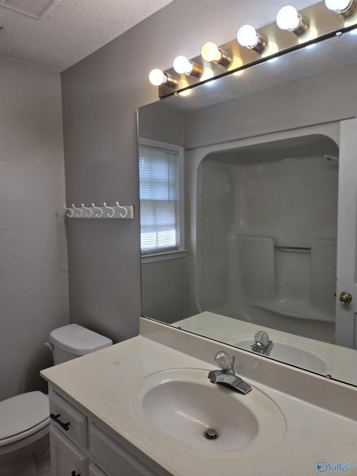 114 Teal Park Ln - Photo 6 of 10