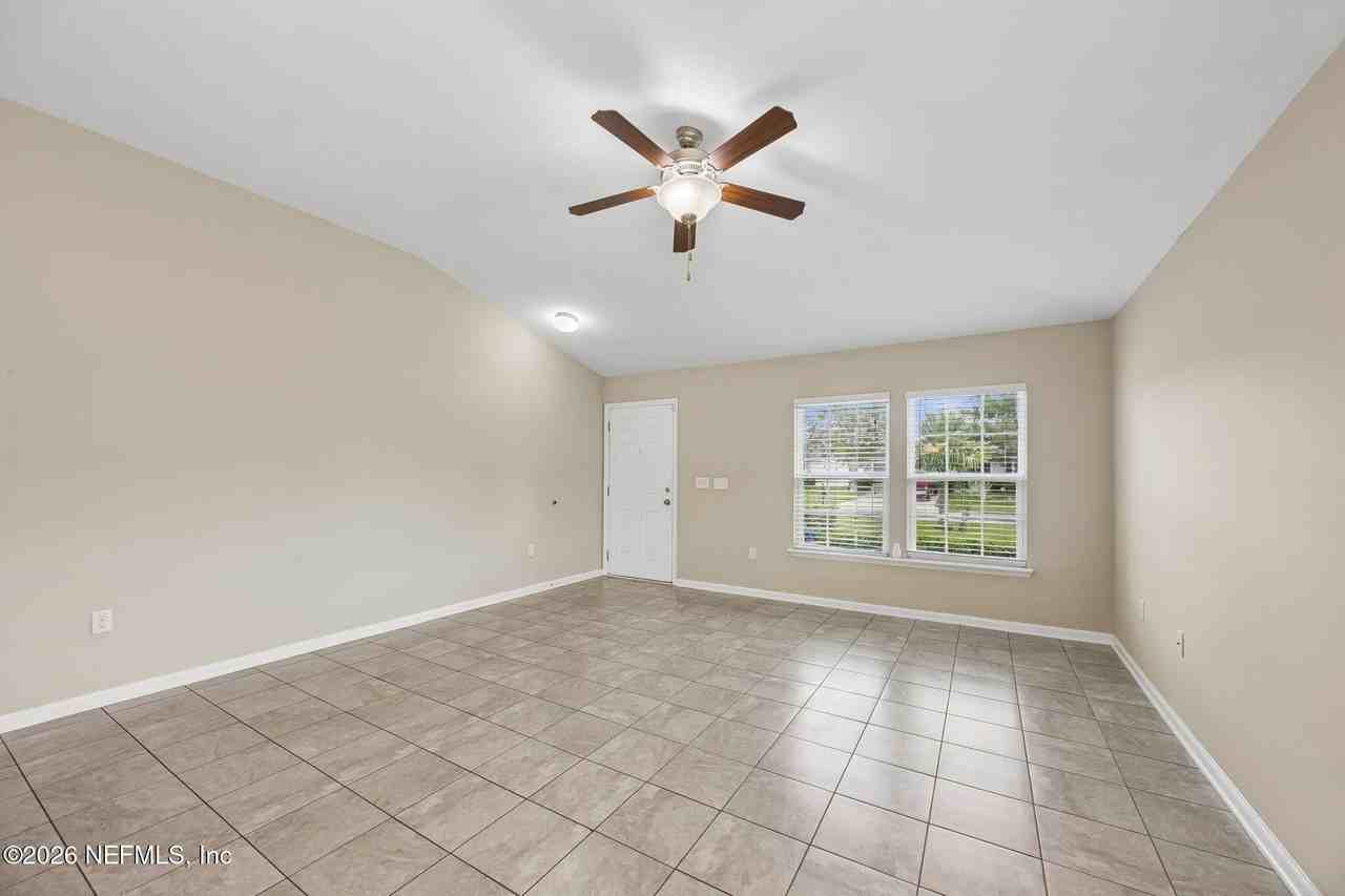 7400 Benes Trl - Photo 7 of 39