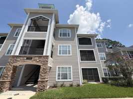 featured image of 210 Presidents Cup Way #304