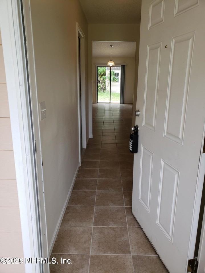 2642 San Francisco Blvd #B - Photo 6 of 26