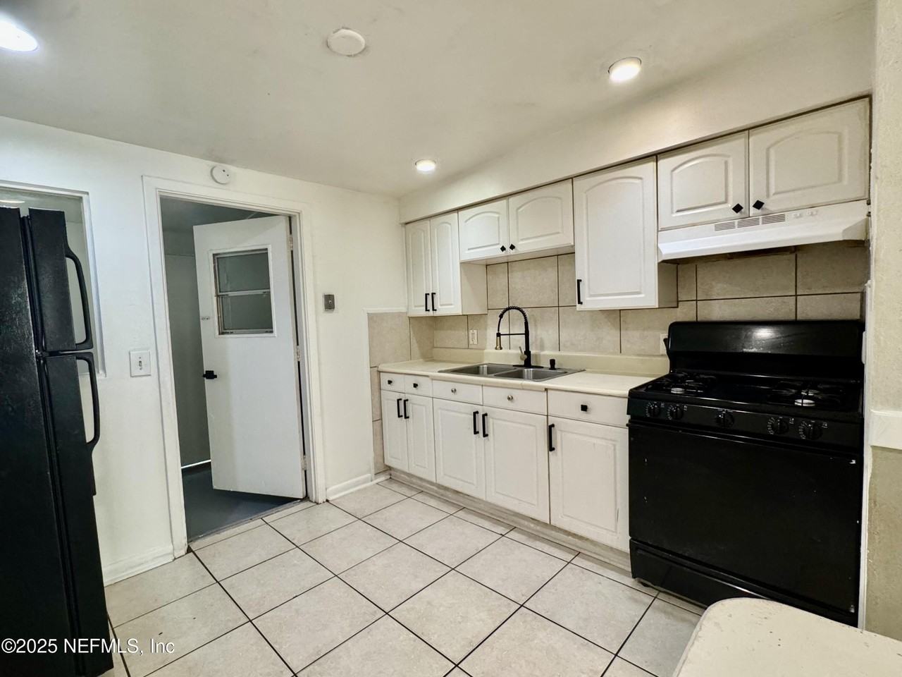 1851 Doyon Ct - Photo 6 of 14