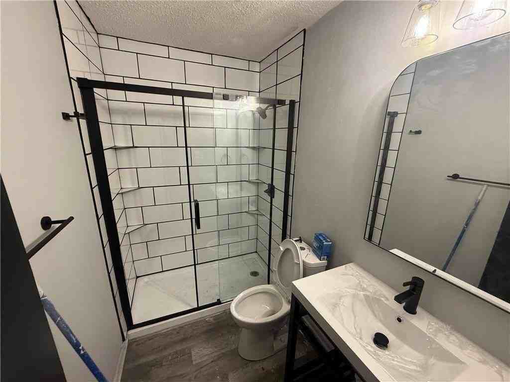 314 S Haswell Dr #B - Photo 4 of 8