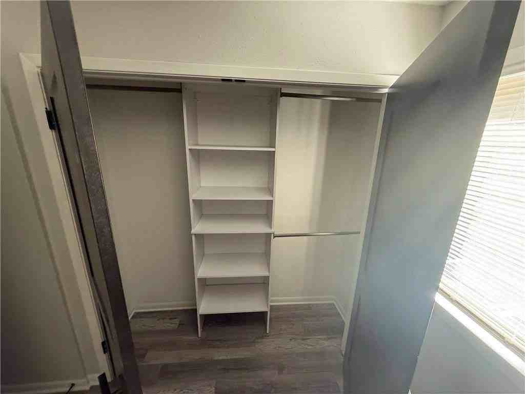 314 S Haswell Dr #B - Photo 5 of 8