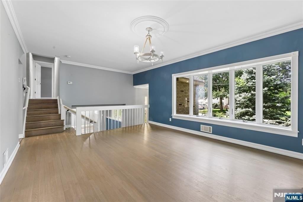 3-07 Dorothy St - Photo 5 of 28