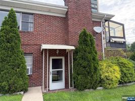 featured image of 1441 Palisade Ave