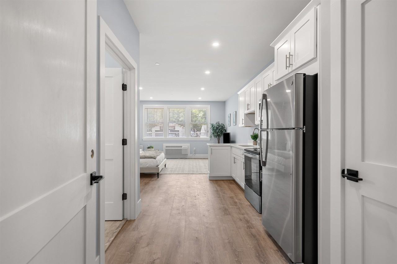 238 Lafayette Rd #105 - Photo 2 of 20