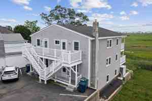featured image of 497 Winnacunnet Rd #2