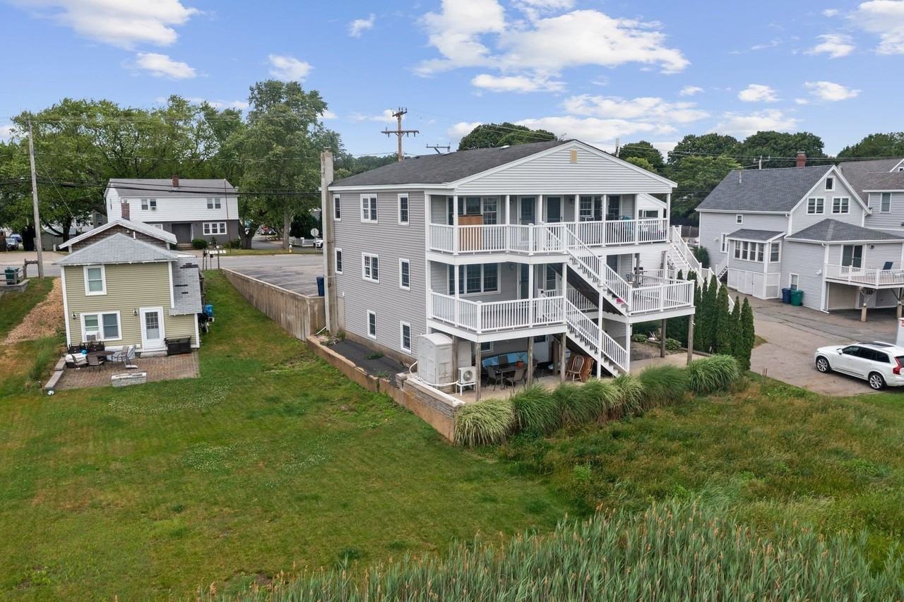 497 Winnacunnet Rd #2 - Photo 2 of 26