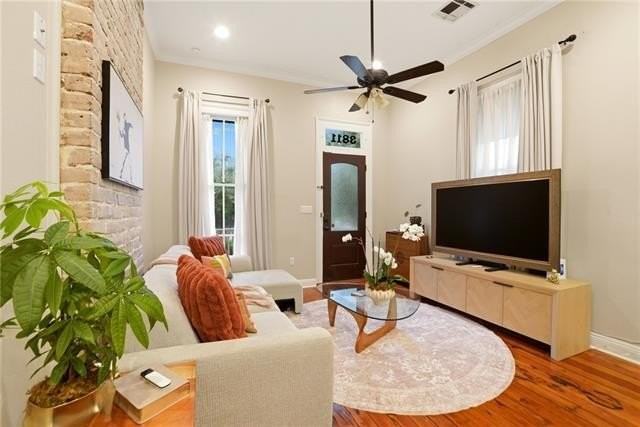 3811 Iberville St - Photo 5 of 24