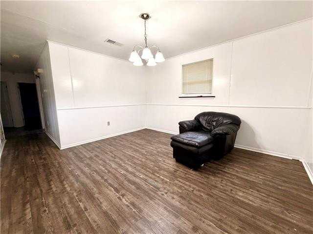 1708 Robin Dr - Photo 5 of 13
