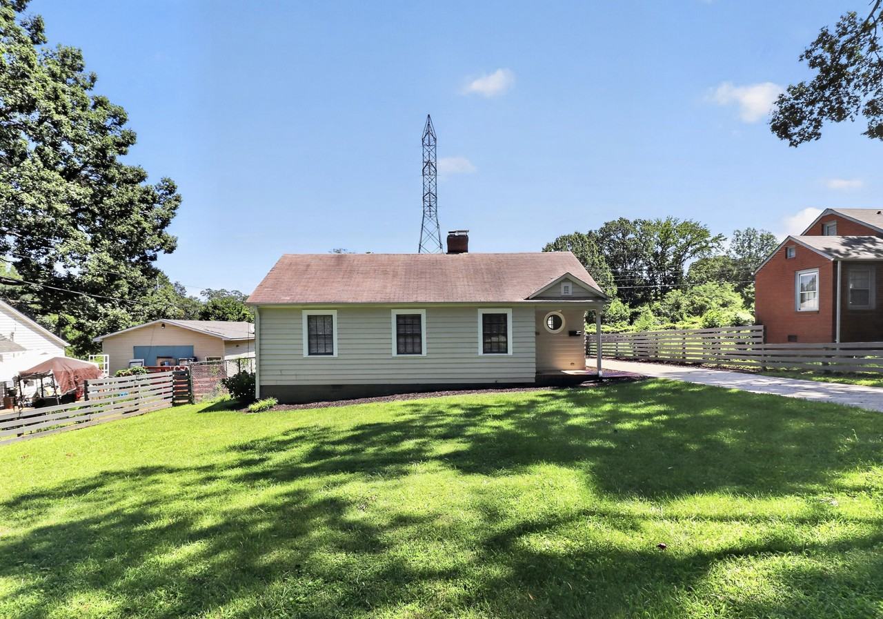 2019 Highland St #1 - Photo 4 of 38