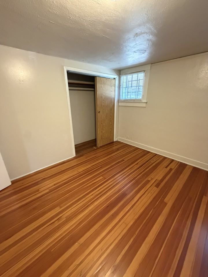 1201 E Virginia Ave #2 - Photo 7 of 16