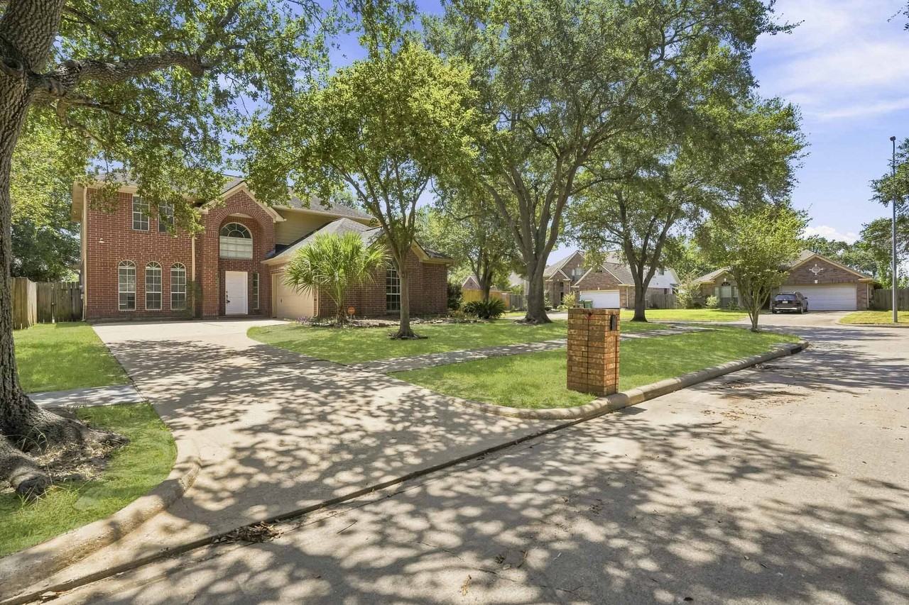 1925 Lori Ct #1 - Photo 3 of 30