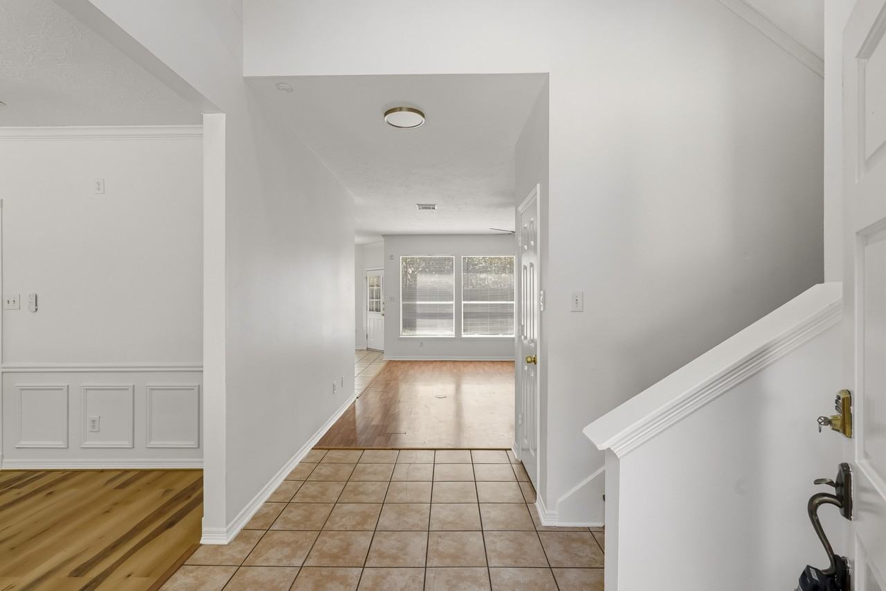 1925 Lori Ct #1 - Photo 4 of 30