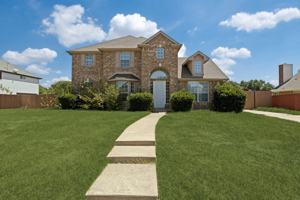 featured image of 534 Hackberry Dr