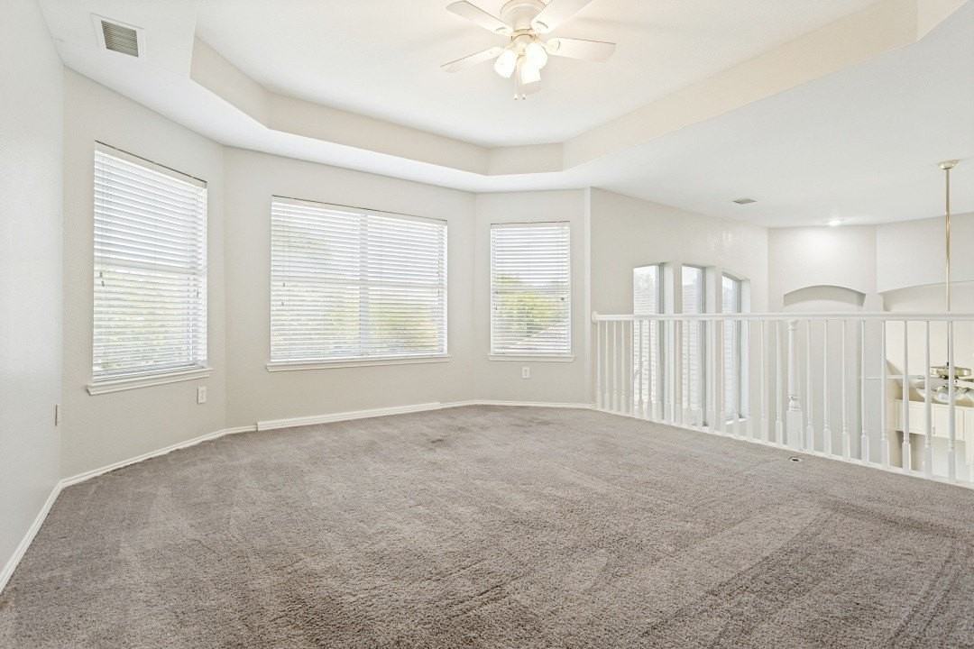 534 Hackberry Dr - Photo 6 of 12