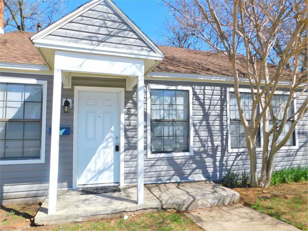 814 Anderson St - Photo 3 of 19